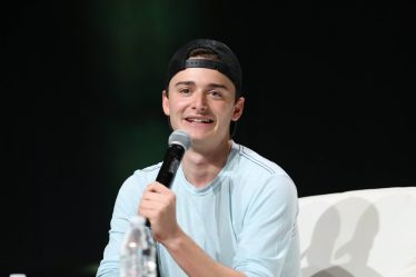 Noah Schnapp taquine les morts et le gore dans Stranger Things saison 4 partie 2 - 8
