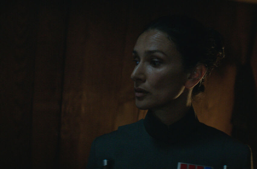 Tala Durith (Indira Varma) dans OBI-WAN KENOBI de Lucasfilm, exclusivement sur Disney+.  © 2022 Lucasfilm Ltd. & ™.  Tous les droits sont réservés.