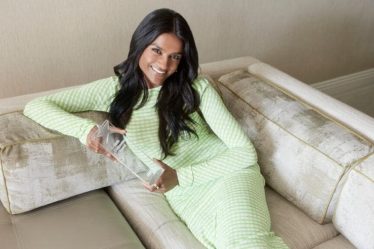 Simone Ashley, star de "Bridgerton", reçoit le prix IMDb Breakout STARmeter (exclusif) - 8