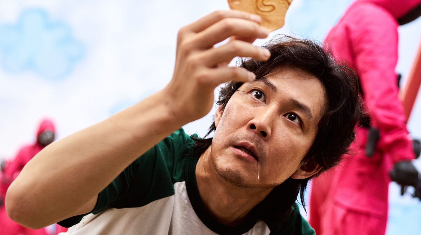 Squid Game Le créateur Hwang Dong-Hyuk a planté des indices pour la saison 2 dans la saison 1 2 Squid Game Le créateur Hwang Dong-Hyuk a planté des indices pour la saison 2 dans la saison 1 - 1