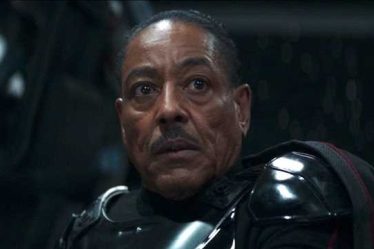 THE MANDALORIAN Star Giancarlo Esposito taquine une évasion de Moff Gideon dans la prochaine saison 3 - 7