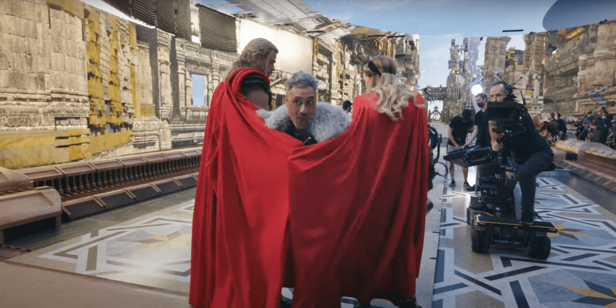 Thor : Love and Thunder – La technologie Stagecraft (avec laquelle ils ont créé Olympus) dans la nouvelle featurette ! 4 Thor : Love and Thunder – La technologie Stagecraft (avec laquelle ils ont créé Olympus) dans la nouvelle featurette ! - 3
