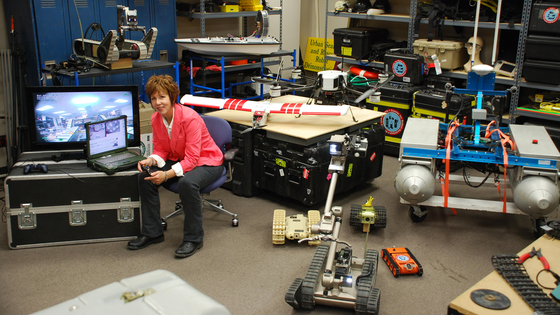 Un expert en robotique montre comment les robots de Star Wars ne reflètent pas la réalité 3 Expert en robotique Robin Murphy à la Texas A&M University.