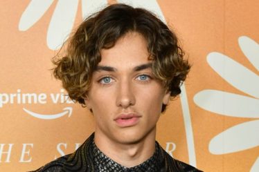 Gavin Casalegno: 15 faits sur l'acteur de The Summer I Turned Pretty que vous devez savoir - 7