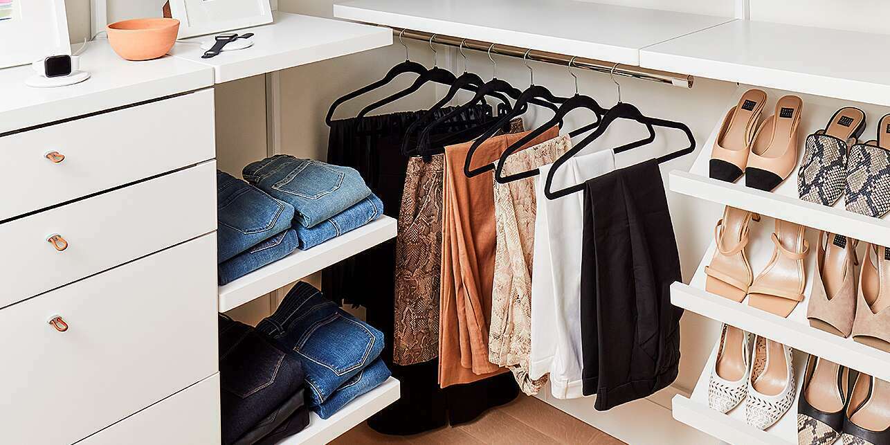 Comment les organisateurs professionnels organisent un placard pour un stockage maximal 2 Comment les organisateurs professionnels organisent un placard pour un stockage maximal - 1