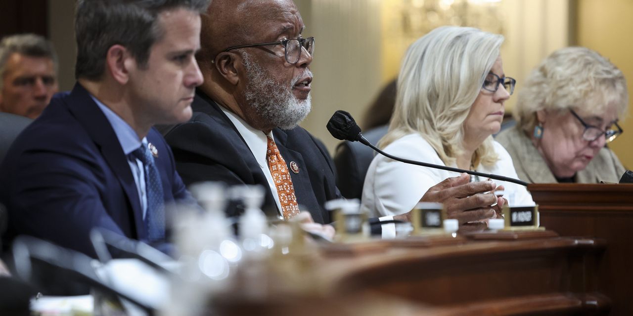 "Elle sait qu'elle n'a pas été volée": Liz Cheney défie la principale rivale républicaine à propos de fausses affirmations électorales de Trump 2 "Elle sait qu'elle n'a pas été volée": Liz Cheney défie la principale rivale républicaine à propos de fausses affirmations électorales de Trump - 1