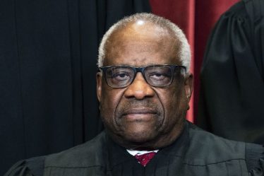 Clarence Thomas savoure son rôle influent dans la supermajorité conservatrice de la Cour suprême à l'âge de 74 ans - 7