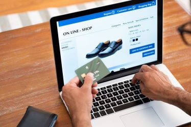 Dans un signe inquiétant pour le commerce électronique, Kornit Digital réduit ses prévisions et le stock plonge de 20% - 7