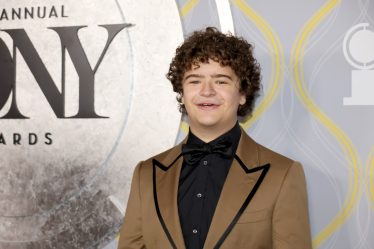 Quelle est la hauteur du Stranger Things étoile? - 5