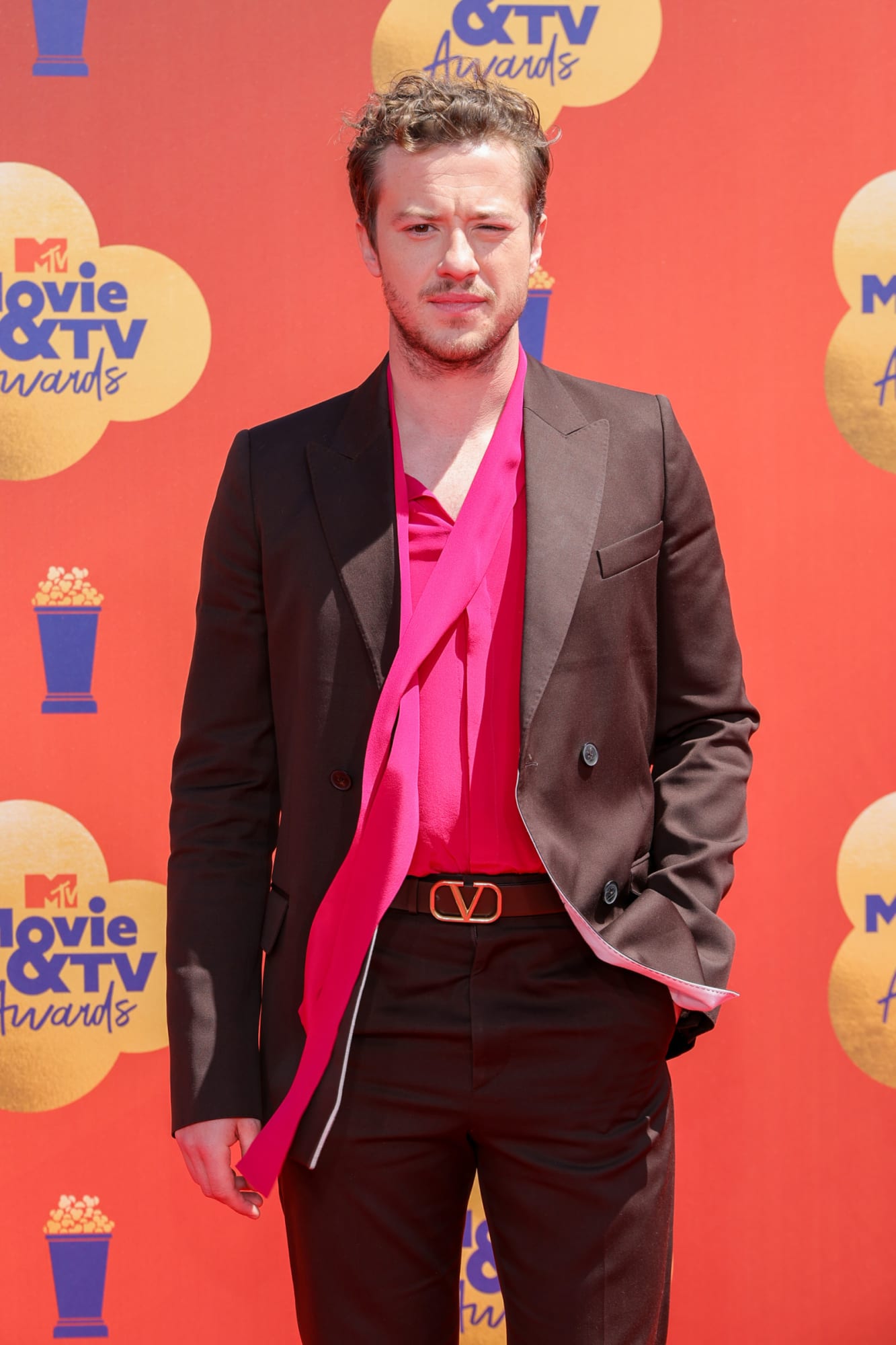 Quelle est la taille d'Eddie Munson Stranger Things? (taille de Joseph Quinn) 2 Quelle est la taille d'Eddie Munson Stranger Things? (taille de Joseph Quinn) - 1