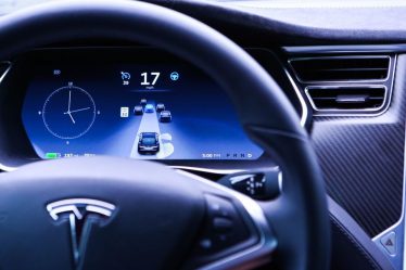 Andrej Karpathy, le meilleur responsable de l'IA de Tesla, qui a aidé à développer le pilote automatique, quitte - 5