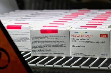 Novavax réduit de moitié ses prévisions de ventes, les actions plongent de 34% - 9