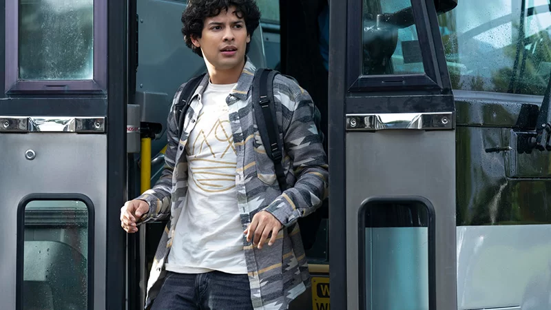 Xolo Marijuana dans le rôle de Miguel Diaz dans Cobra Kai.