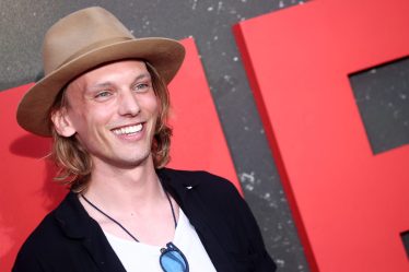 Jamie Campbell Bower réagit à Stranger Things fans appelant Vecna ​​sexy - 5