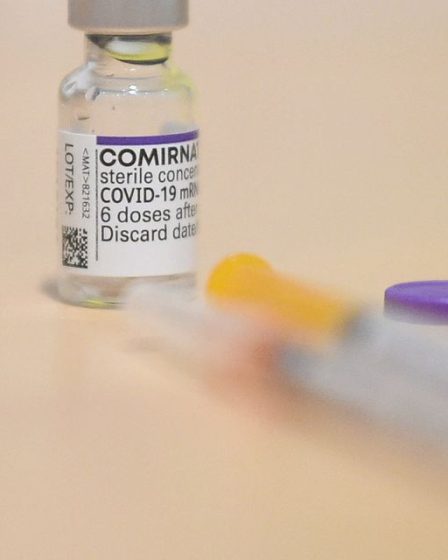 Moderna et Pfizer vont commencer des essais cliniques pour des boosters COVID-19 qui ciblent BA.5 "dans un avenir proche" 74 Moderna et Pfizer vont commencer des essais cliniques pour des boosters COVID-19 qui ciblent BA.5 "dans un avenir proche" - 73