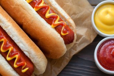 Offres de la Journée nationale du hot-dog d'Oscar Mayer, Nathan's Famous et Miller Lite - 9