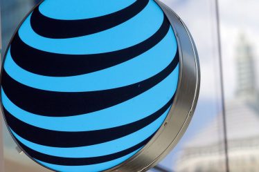 L'action AT&T risque de connaître la pire chute en deux décennies après ses bénéfices - 7