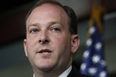 Lee Zeldin, candidat du GOP au poste de gouverneur de New York, attaqué au couteau, indemne - 7