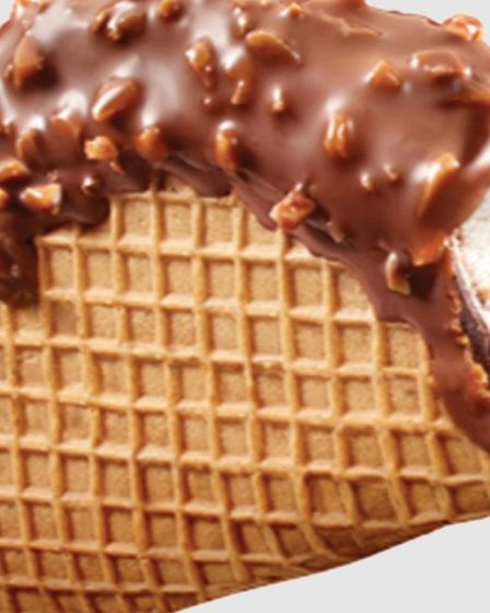 Choco Tacos a été abandonné et les fans de la crème glacée fondent 26 Choco Tacos a été abandonné et les fans de la crème glacée fondent - 25