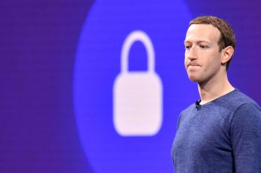 Le stock de Facebook tombe à un autre niveau ignominieux - 9