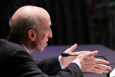 Le trading de crypto et les plateformes de prêt devraient offrir aux clients des protections similaires à celles des bourses, prévient le président de la SEC, Gary Gensler - 5