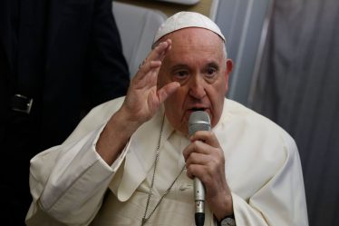 Le pape dit qu'il va ralentir ou prendre sa retraite : "Vous pouvez changer de pape" - 5