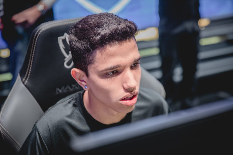4LaN, ancien champion du CBLOL, aurait été reconnu coupable de harcèlement sexuel 2 4LaN, ancien champion du CBLOL, aurait été reconnu coupable de harcèlement sexuel - 1