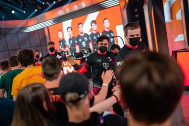 SK clôture la première semaine parfaite du LEC Summer Split avec une victoire contre Excel - 12