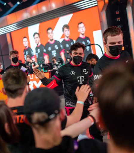 SK clôture la première semaine parfaite du LEC Summer Split avec une victoire contre Excel - 46