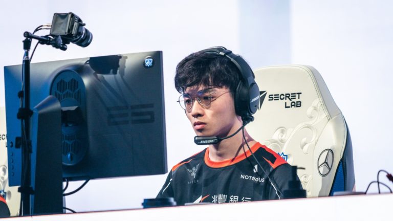 Bilibili Gaming échange Doggo contre l'équipe de l'académie ADC Rise 2 Bilibili Gaming échange Doggo contre l'équipe de l'académie ADC Rise - 1