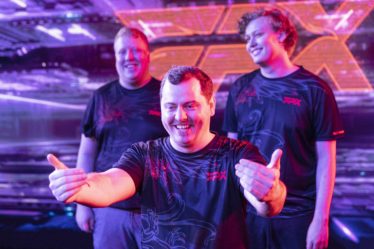 FPX dépasse XERXIA dans une série de 3 cartes extrêmement serrées et se qualifie pour la finale des vainqueurs de groupe au VCT Masters Copenhagen - 9