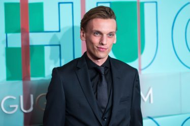 Jamie Campbell Bower a réagi à la chanson Vecna ​​de Noah Schnapp (et c'est hilarant !) - 5