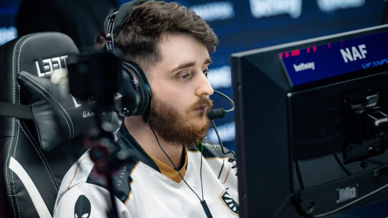 La NAF engage un combat 1 contre 2 avec un ninja désamorcé pour assurer une manche cruciale aux IEM Cologne 2022 2 La NAF engage un combat 1 contre 2 avec un ninja désamorcé pour assurer une manche cruciale aux IEM Cologne 2022 - 1