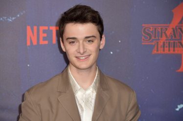 Stranger Things la star Noah Schnapp répond enfin au drame de Doja Cat après que le chanteur ait perdu plus de 200 000 abonnés - 7
