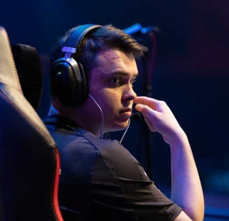 ElectroNic n'a pas entendu Twistzz tomber du silo lors de la manche cruciale de la grande finale de l'IEM Cologne : "Il y avait beaucoup de bruit" 6 ElectroNic n'a pas entendu Twistzz tomber du silo lors de la manche cruciale de la grande finale de l'IEM Cologne : "Il y avait beaucoup de bruit" - 5