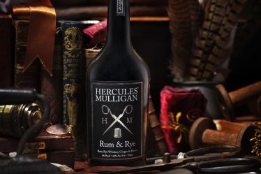 Review: Honorez le 4 juillet avec une bouteille célébrant le patriote américain Hercules Mulligan - 9