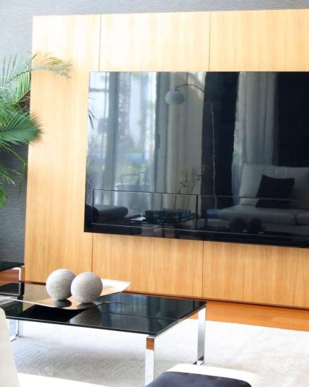 Comment nettoyer un écran de télévision pour qu'il soit sans traces 137 Comment nettoyer un écran de télévision pour qu'il soit sans traces - 136