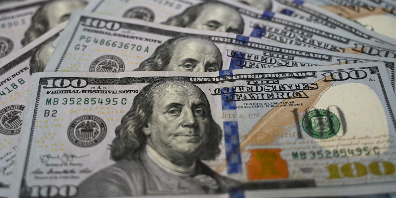 Le dollar va s'affaiblir et ces actions pourraient surperformer, selon Evercore 2 Le dollar va s'affaiblir et ces actions pourraient surperformer, selon Evercore - 1