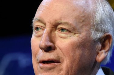 Regardez: Dick Cheney dans une publicité politique virale qualifie Trump de "lâche" qui a "perdu gros" - 4