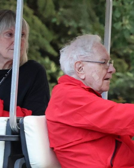 Berkshire Hathaway de Buffett annonce une perte de 44 milliards de dollars alors que la valeur du portefeuille chute 68 Berkshire Hathaway de Buffett annonce une perte de 44 milliards de dollars alors que la valeur du portefeuille chute - 67