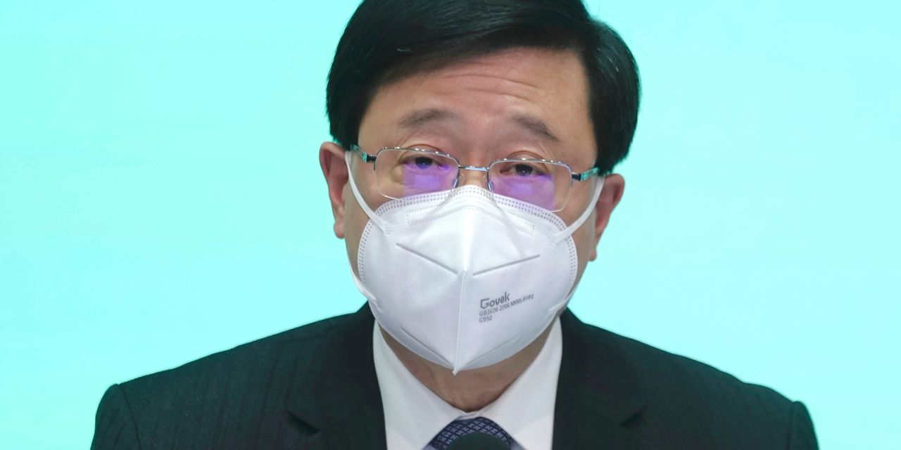 Hong Kong réduit la quarantaine des hôtels COVID à 3 jours pour les arrivées à l'étranger - 1