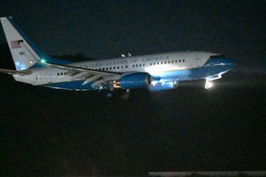 D'autres législateurs américains se rendent à Taïwan 12 jours après le voyage de Pelosi - 5
