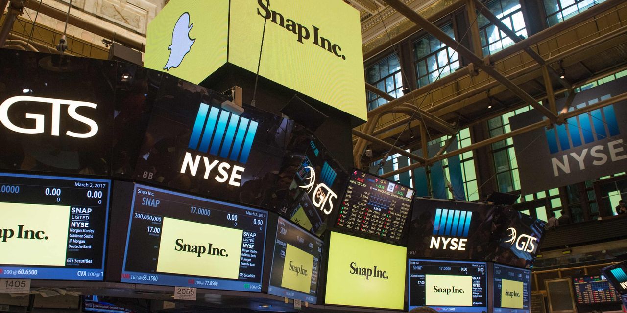 Snap vient de franchir une étape importante alors qu'il semble aller au-delà des revenus publicitaires, et le stock réagit 2 Snap vient de franchir une étape importante alors qu'il semble aller au-delà des revenus publicitaires, et le stock réagit - 1