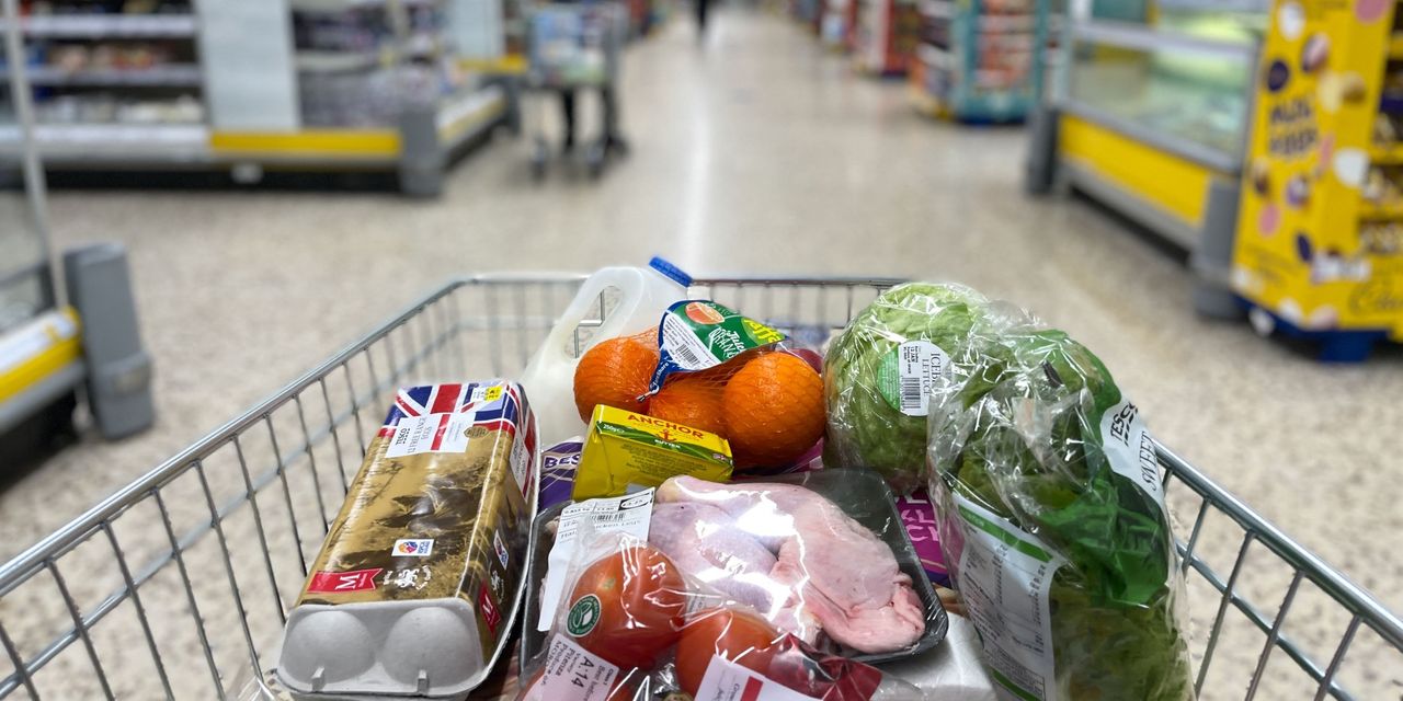 Les prix à la consommation au Royaume-Uni ont bondi de 10,1 % en juillet pour atteindre leur plus haut niveau depuis le début des années 1980 2 Les prix à la consommation au Royaume-Uni ont bondi de 10,1 % en juillet pour atteindre leur plus haut niveau depuis le début des années 1980 - 1