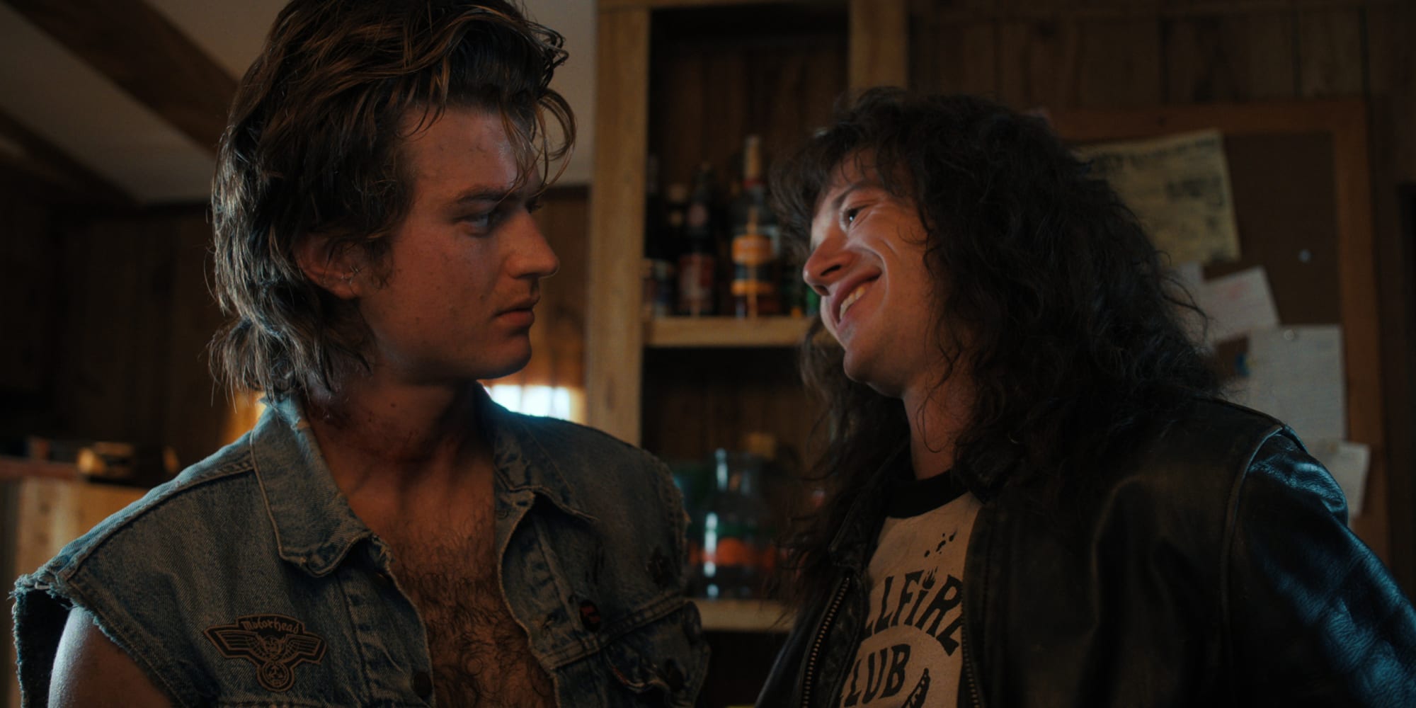 Joe Keery dit que lui et sa co-star Joseph Quinn ont un "lien pour la vie" 2 Joe Keery dit que lui et sa co-star Joseph Quinn ont un "lien pour la vie" - 1
