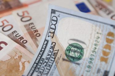 Le dollar américain est en feu et tranche à travers les niveaux techniques clés "comme un couteau chaud dans le beurre" - 9