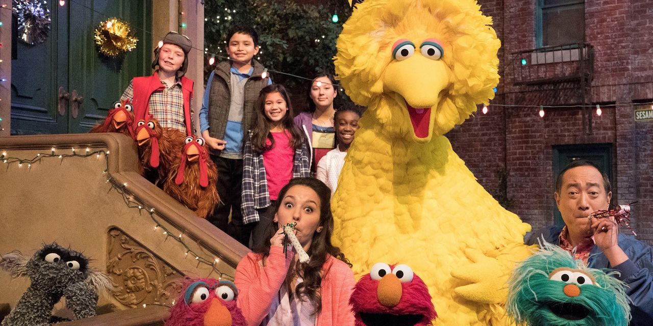 HBO Max tire 200 épisodes de "Sesame Street" pour économiser de l'argent, ce qui met les parents en colère - 1