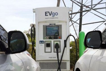 La Californie interdit la vente de voitures neuves à essence d'ici 2035 - 10
