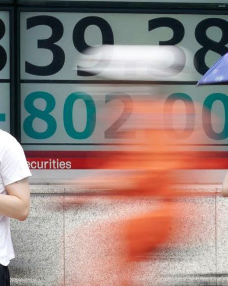 Les marchés asiatiques chutent alors que les espoirs d'un "pivot de la Fed" sont anéantis - 73
