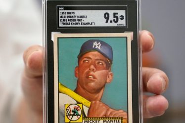 La carte de baseball Mickey Mantle établit un record avec une vente de 12,6 millions de dollars - 5